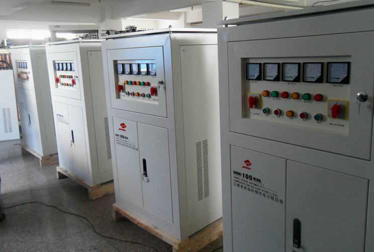 20KW電機配多大的交流穩(wěn)壓器？